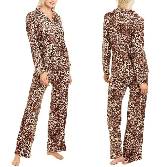 Badgley Mischka Other - BADGLEY MISCHKA STUDIO CHEETAH LEOPARD SOFT FUZZY MATCHING PAJAMA PJ SET